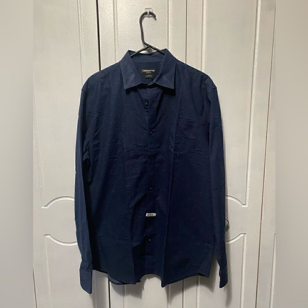 Claiborne Stretch Men's Button Down  Long sleeve Navy Shirt L